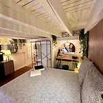 Jungle Love Room Avec Jaccuzi Au Coeur De Nice