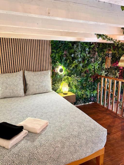 Jungle Avec Jaccuzi Au Coeur De Appartamento Nizza